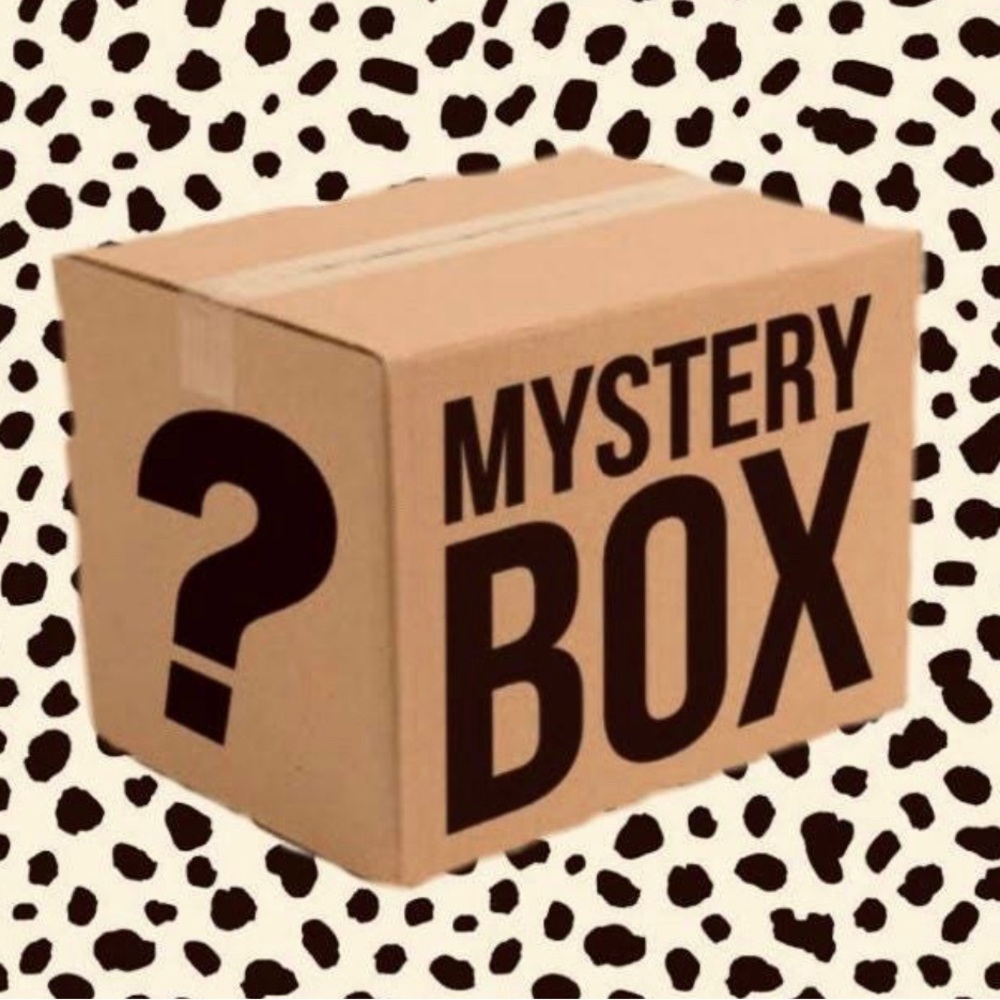 Mystery Box - Women’s Accessories